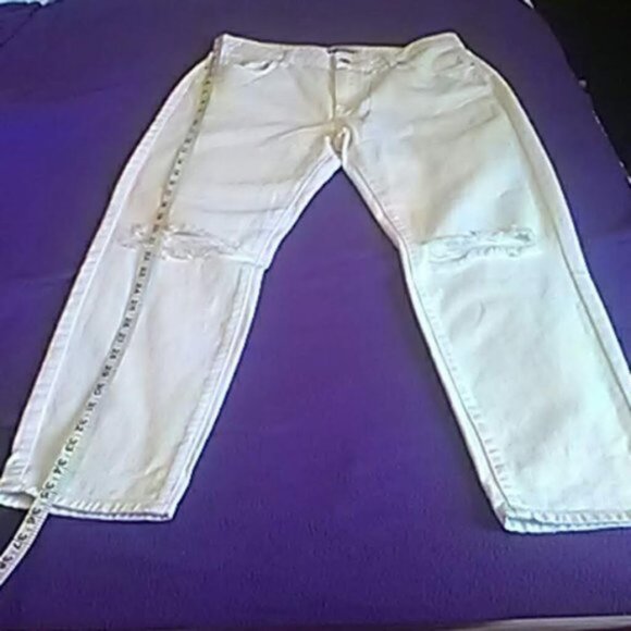 Forever 21 White Jeans Ripped Knee Women's Size 28 - Picture 12 of 16